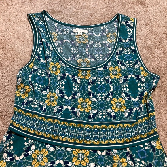 Max Studio M Dress. Green Yellow floral Midi length - Picture 3 of 7